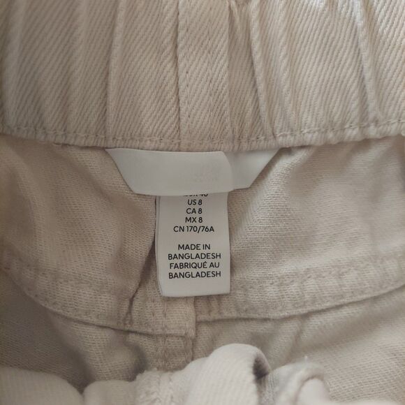 H&M Beige Denim High Waist Cropped Tapered Jeans Elastic Waist Sz 8 - Picture 3 of 10